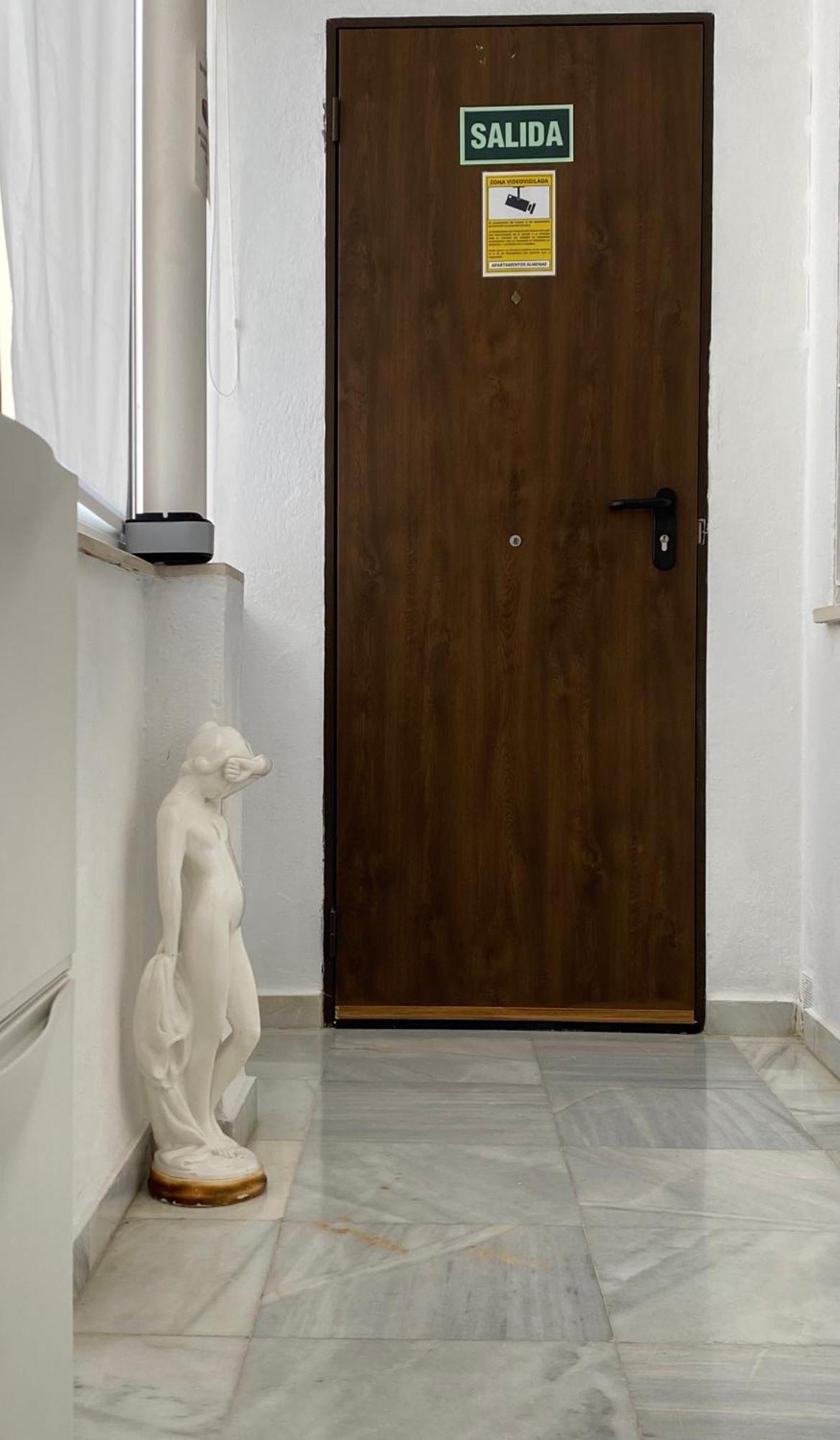 Apartamento Almenas Écija Exteriör bild