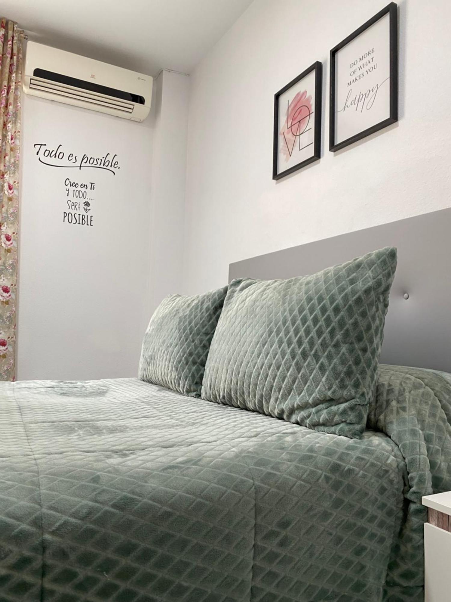 Apartamento Almenas Écija Exteriör bild