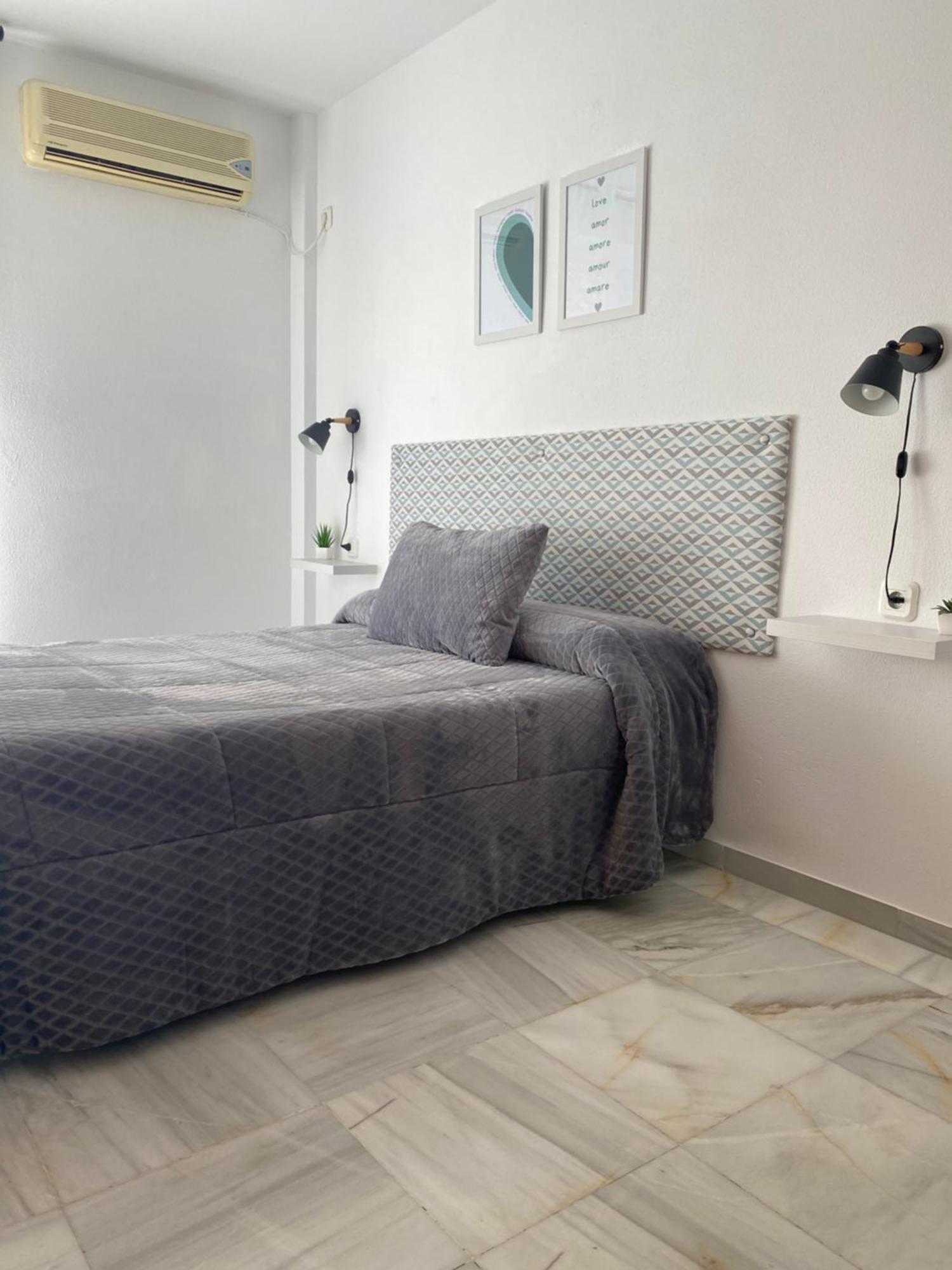 Apartamento Almenas Écija Exteriör bild