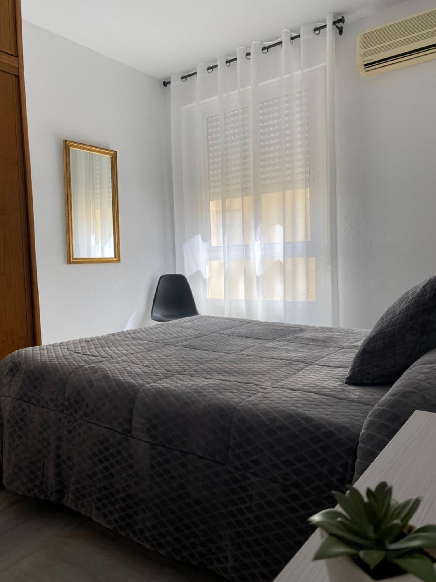 Apartamento Almenas Écija Exteriör bild