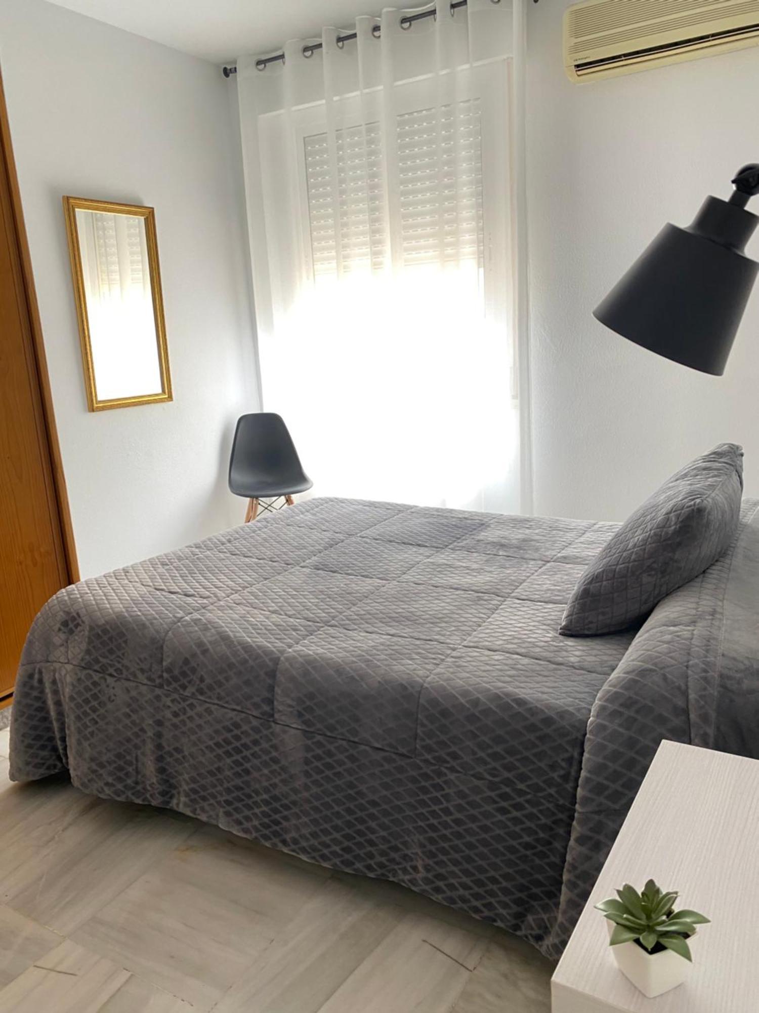 Apartamento Almenas Écija Exteriör bild